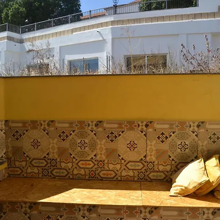 La Casa Amarilla * 圣米格尔德阿沃纳