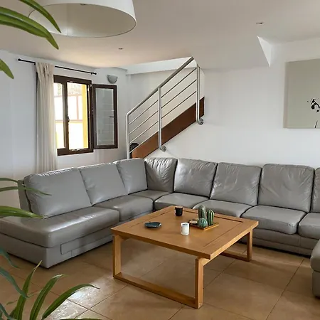 度假居 La Casa Amarilla 圣米格尔德阿沃纳