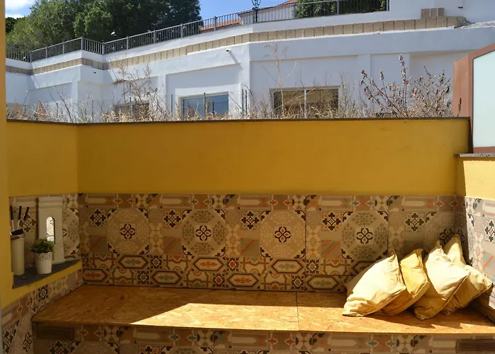 La Casa Amarilla * 산미겔데아보나